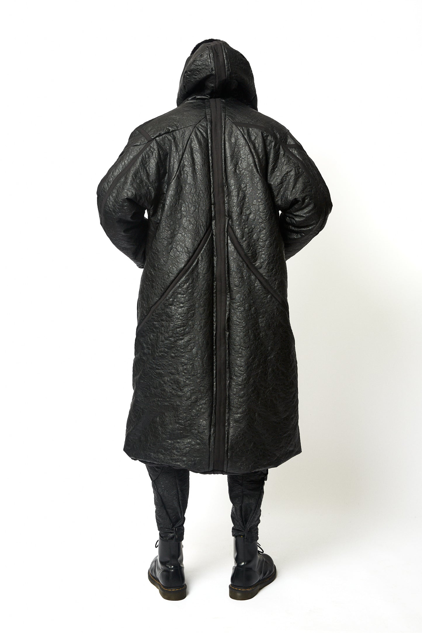 Burned Lava Eye Coat