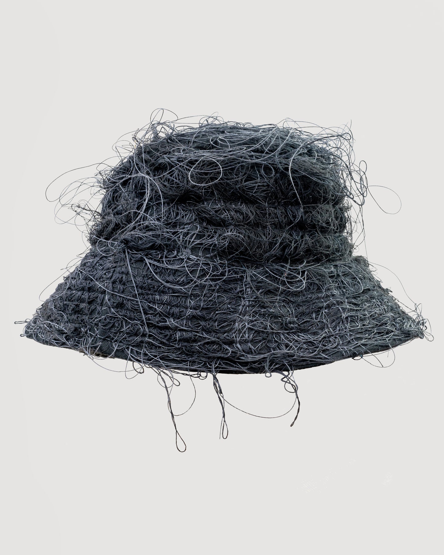Bird's Nest Black bucket hat